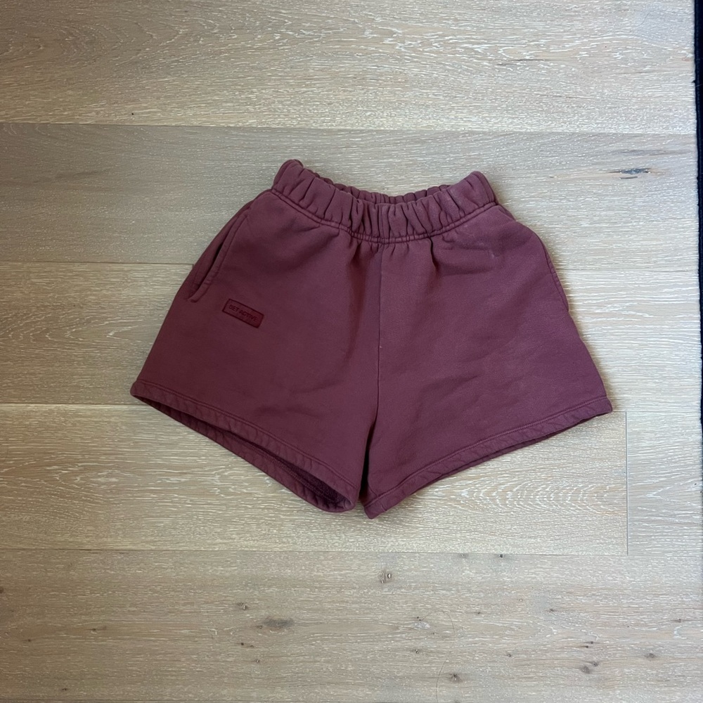 Set Active Sweat Shorts - size Small - Canyon